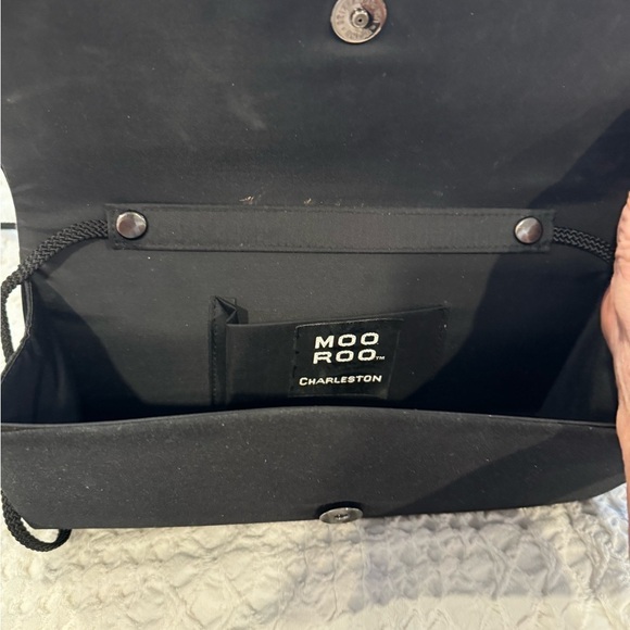 Moo Roo designer, handmade bag, one of a kind, make famous by Carrie Bradshaw - Picture 7 of 11